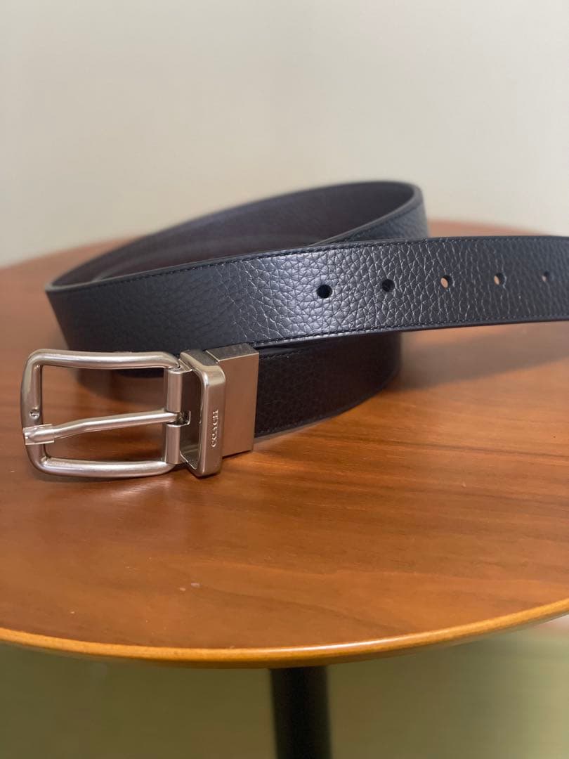 未使用】コーチ ベルト リバーシブル 本革 黒x茶 カット調節可能 紳士