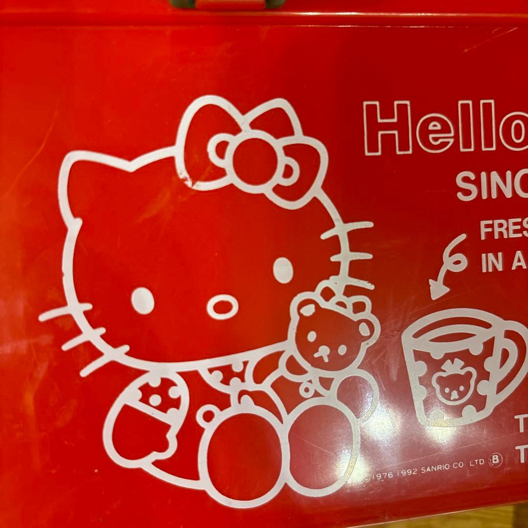 ハローキティ　お弁当箱+水筒セット　レトロ