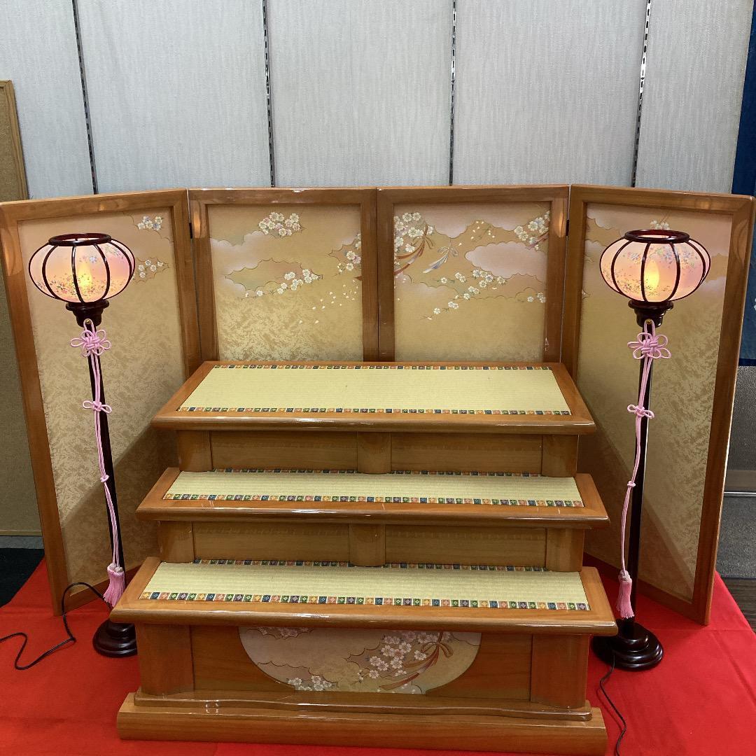 新B2 訳あり特価！豪華な三段飾り　雛人形三段台と屏風　台巾90㎝　ひな人形