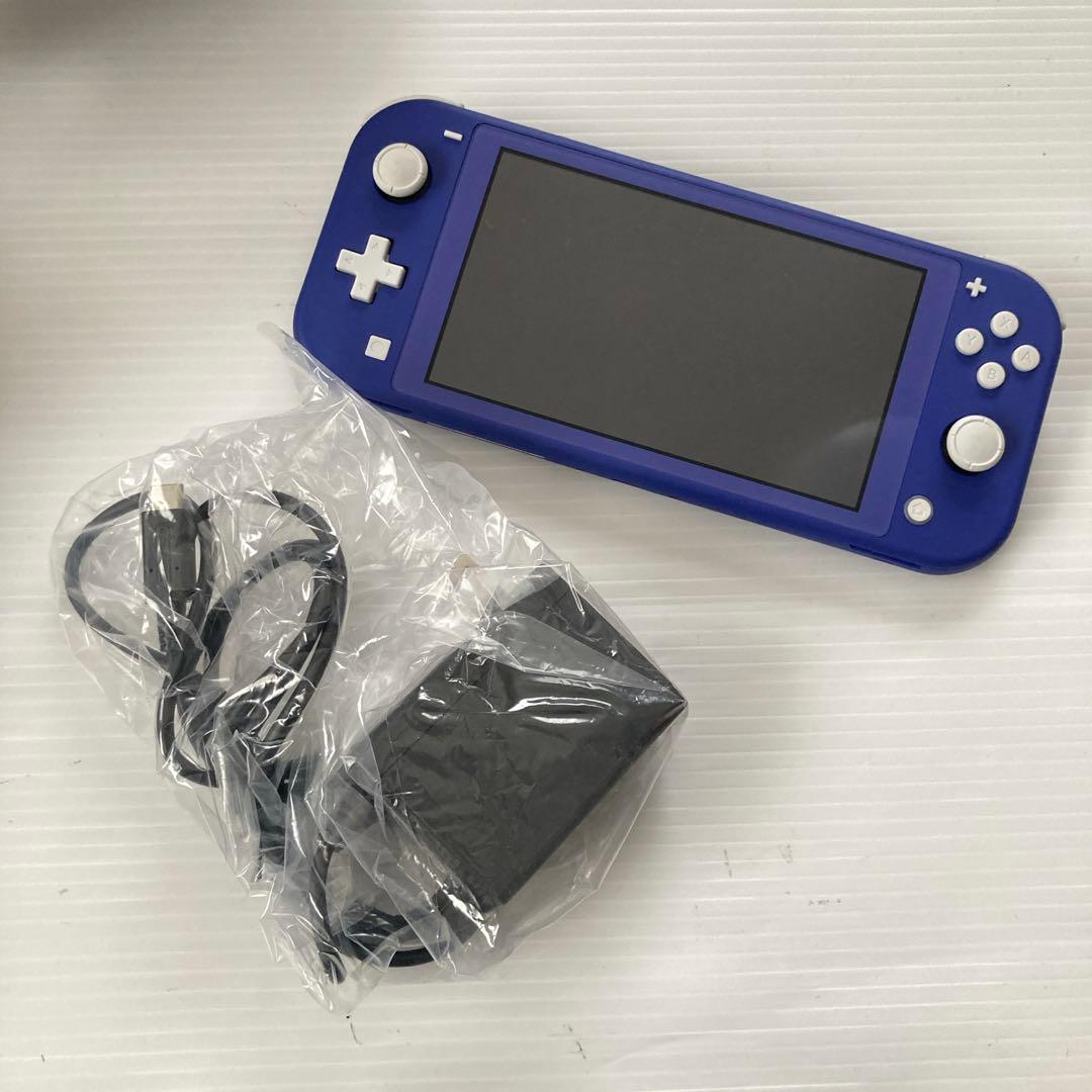 【美品】Nintendo SwitchLite 任天堂 スイッチライト ブルー