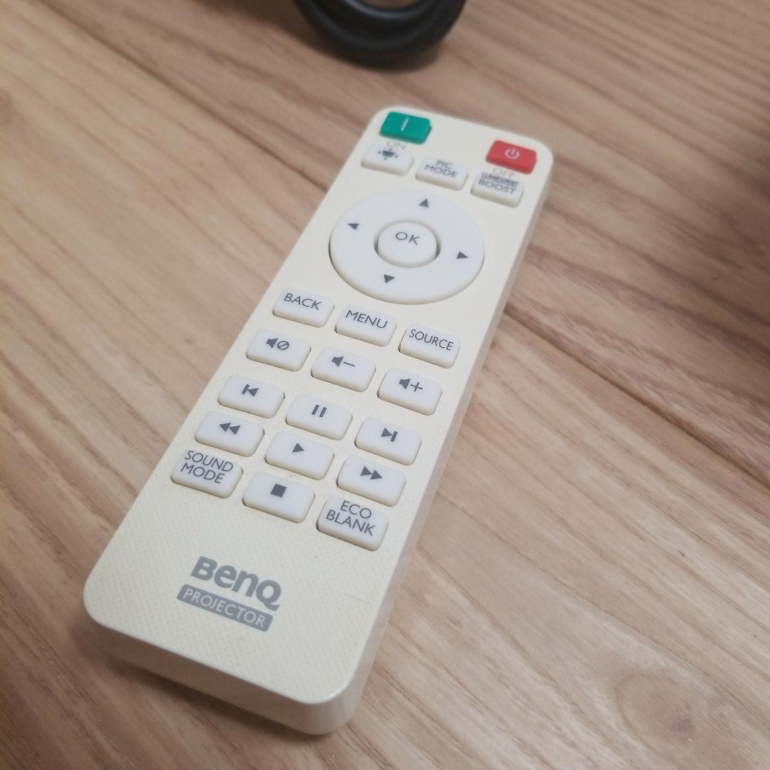 BENQ TH671ST プロジェクター