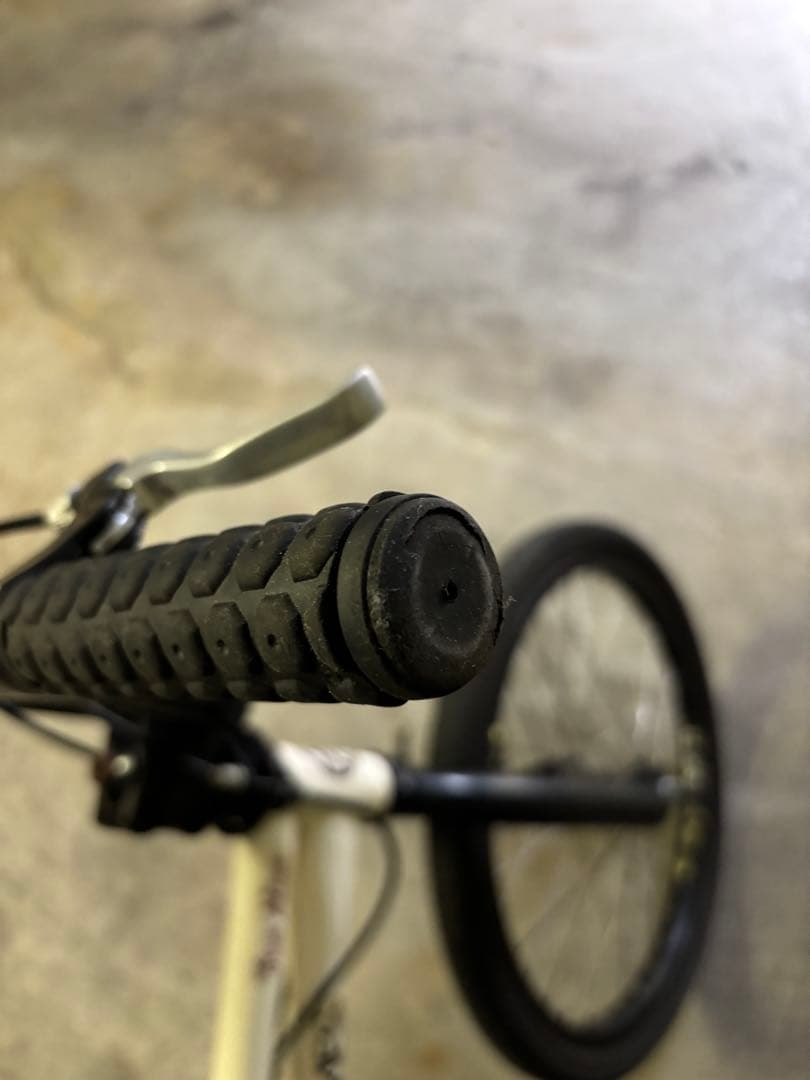 ARES BIKE 20インチfive alive(岐阜市近郊引き取り限定)