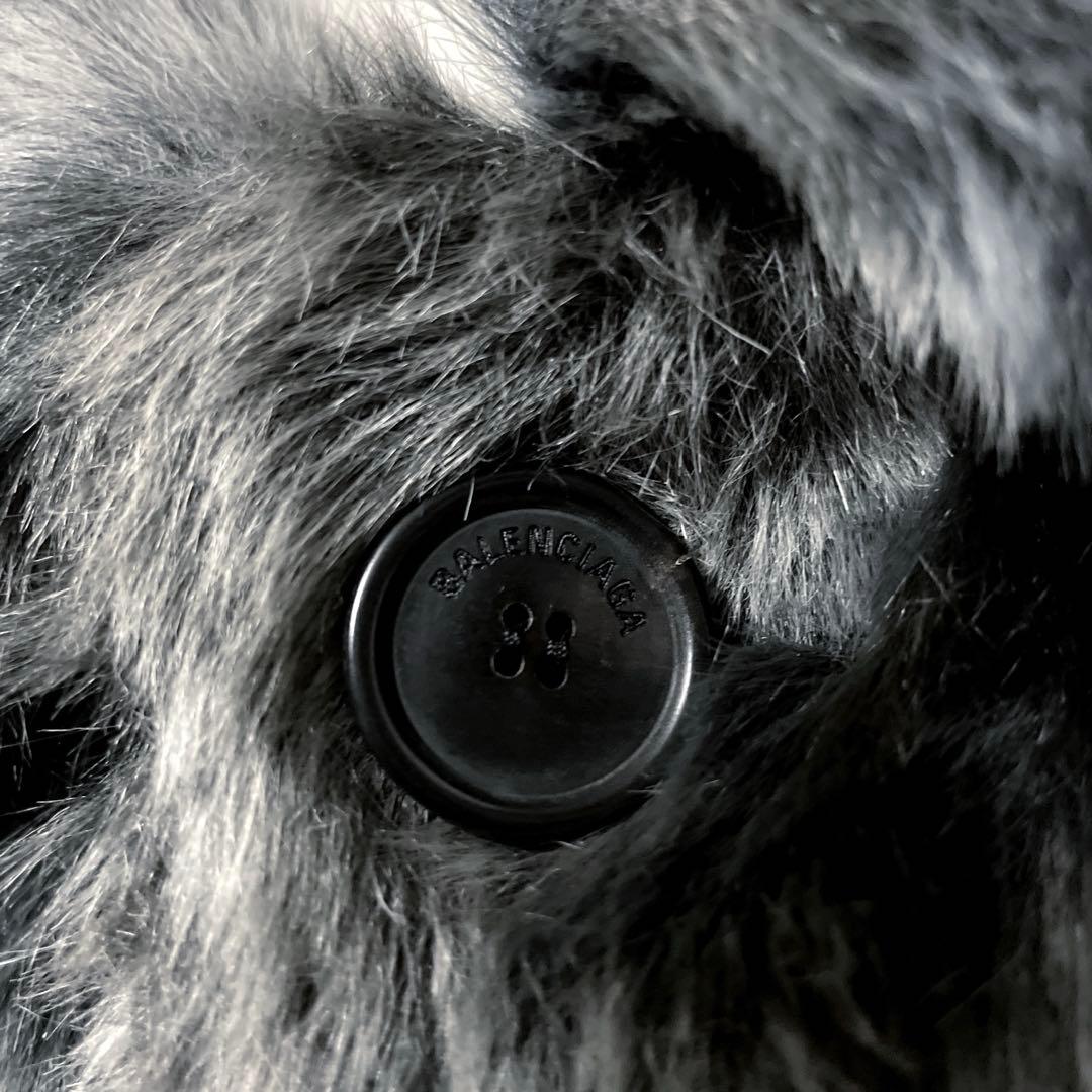 新品タグ付き　BALENCIAGA コレクションライン　ファーロングコート　正規