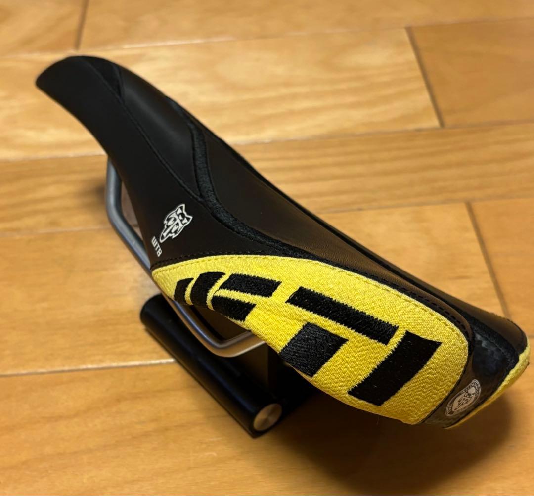 WTB Yeti Cycles純正サドル 黒/黄色