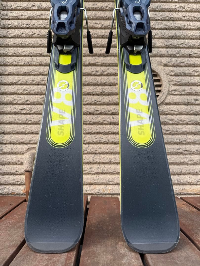 【中級】HEAD V-SHAPE E-V8 2023スキー板 156㎝