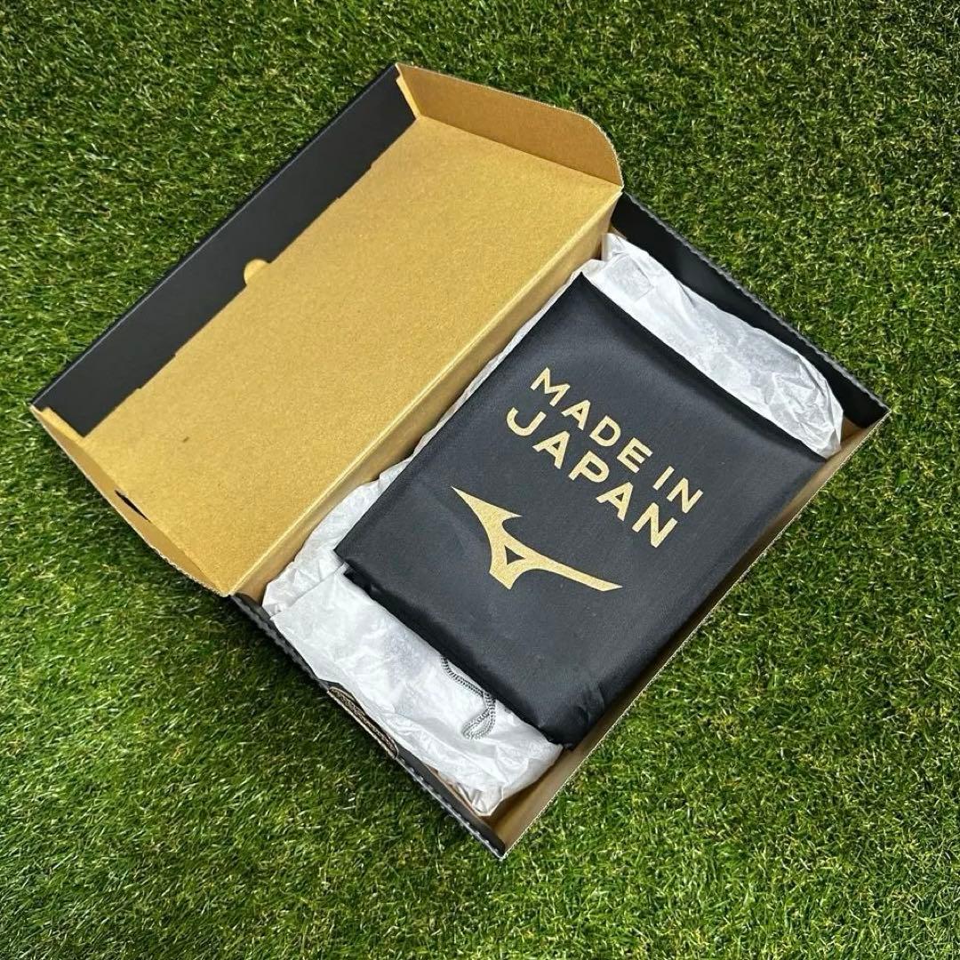 ミズノ　モレリア2ジャパン　ペイントカスタムモデル　26.5㌢