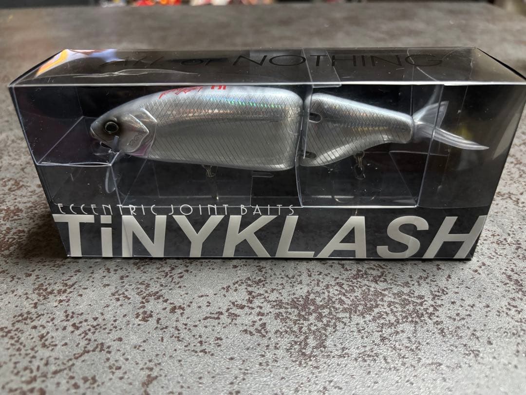 DRT TINYKLASH & POLICE ルアーセット