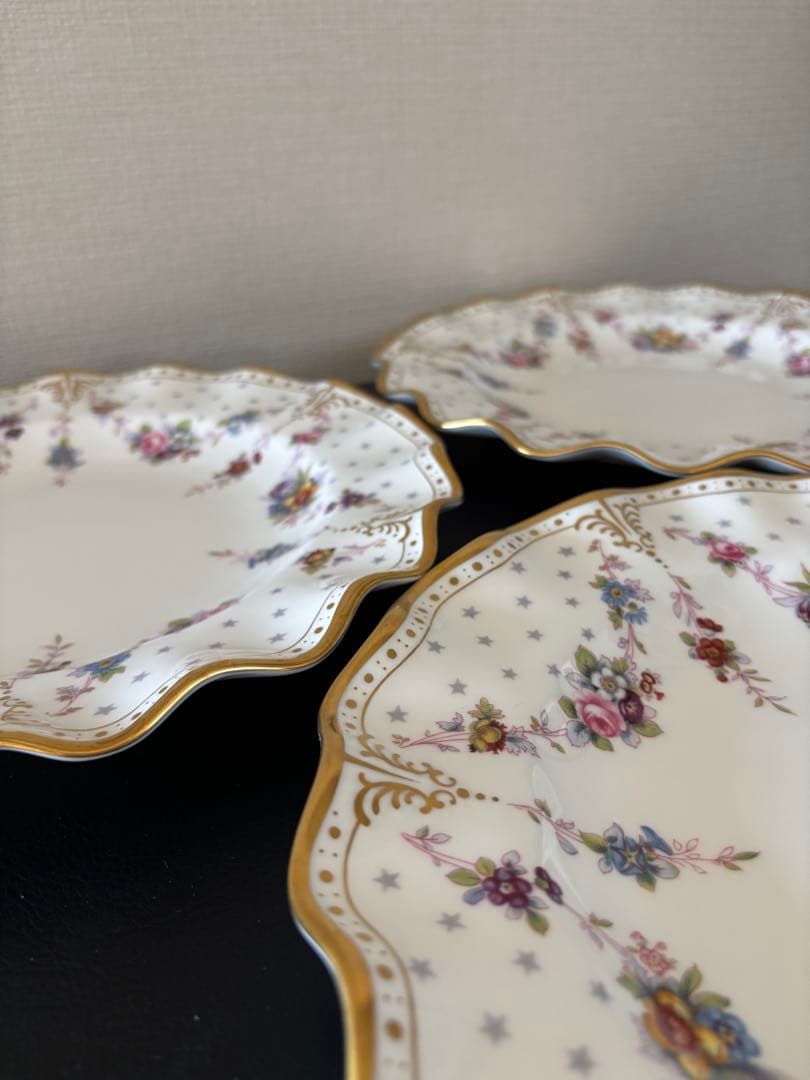 美品 ロイヤルクラウンダービー ロイヤルアントワネット ディナープレート3枚