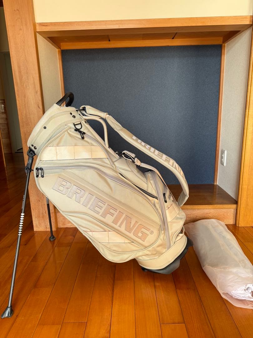 【最高級ライン】BRIEFING CR-10ブリーフィングキャディバッグシルバー