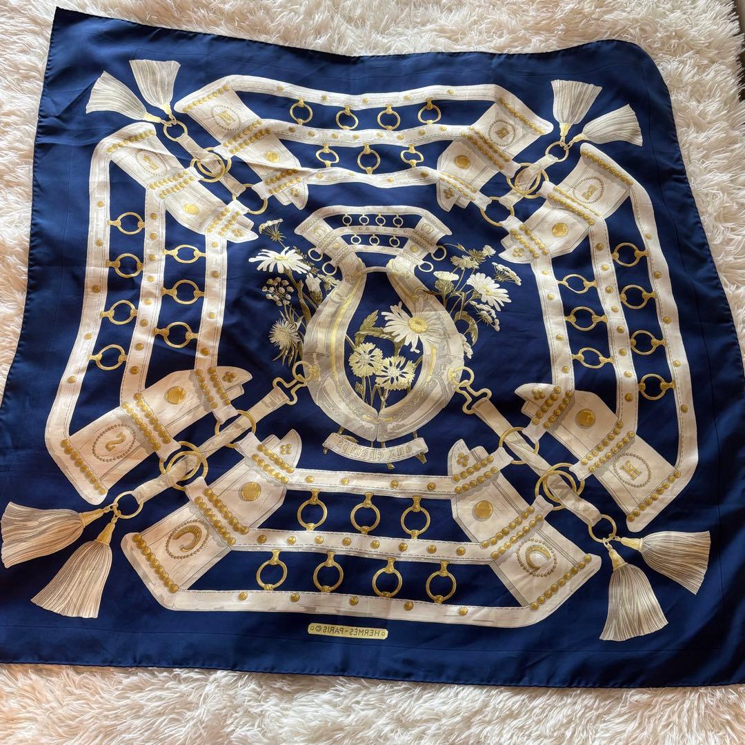 り*ま様 HERMES エルメス スカーフ カレ90 AUX CHAMPS ネイ