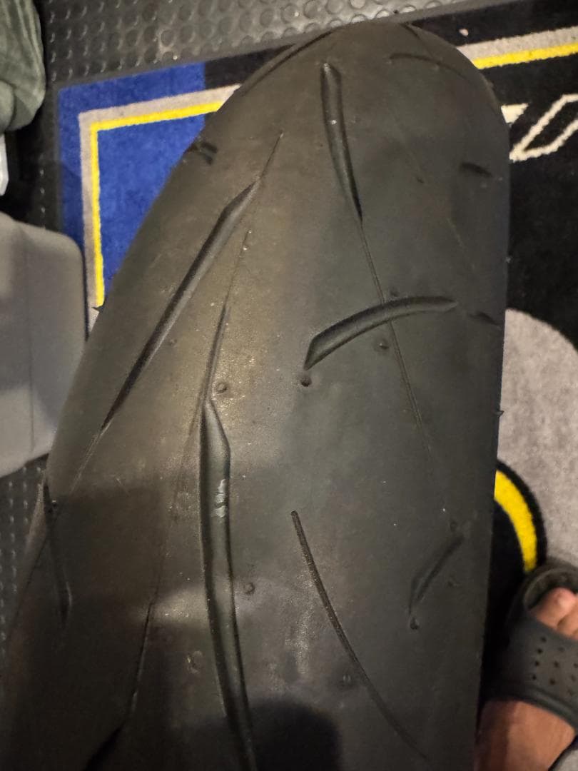 新車外しロードスポーツ2 前後セット　120/70ZR17 180/55ZR17