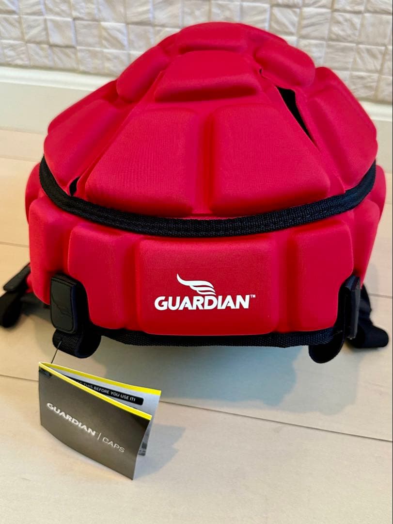 ガーディアン　フットボールキャップ（ヘルメットカバー）レッド