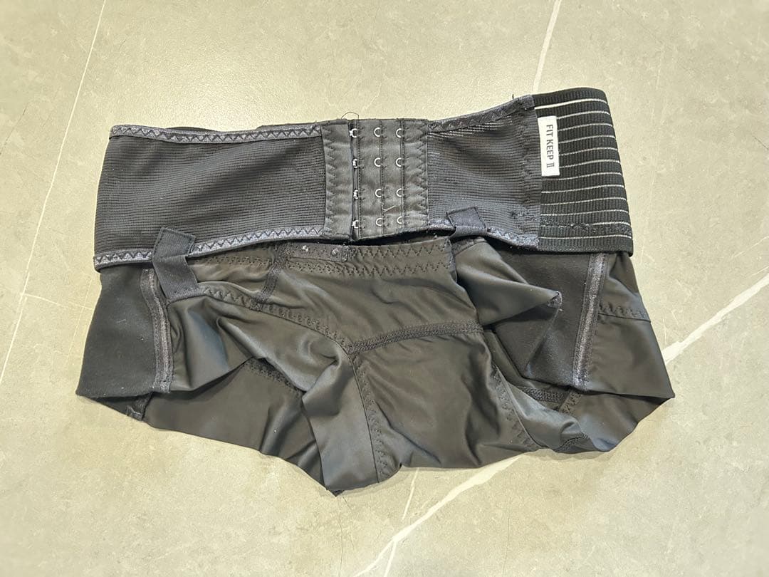 fit keep 2 Mサイズ ブラック