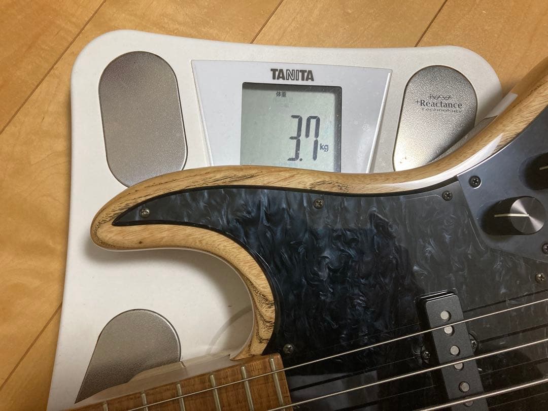 ベース kikuchi guitars Custom 5st 3.7kg