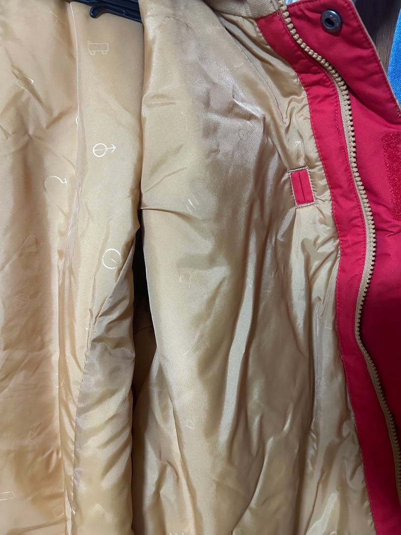 BURTON スノーボードジャケット 赤/ベージュ