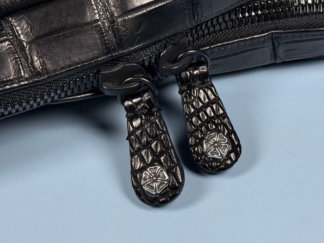 FUNNY STALLION DRAFTING BAG 黒レザー ボディバッグ