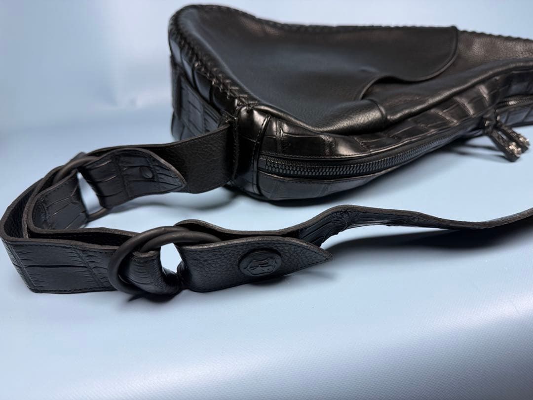 FUNNY STALLION DRAFTING BAG 黒レザー ボディバッグ