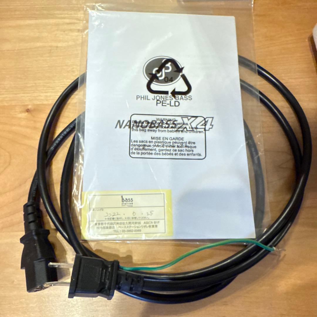 《美品》Phil Jones Bass (PJB) NANOBASS X4 白