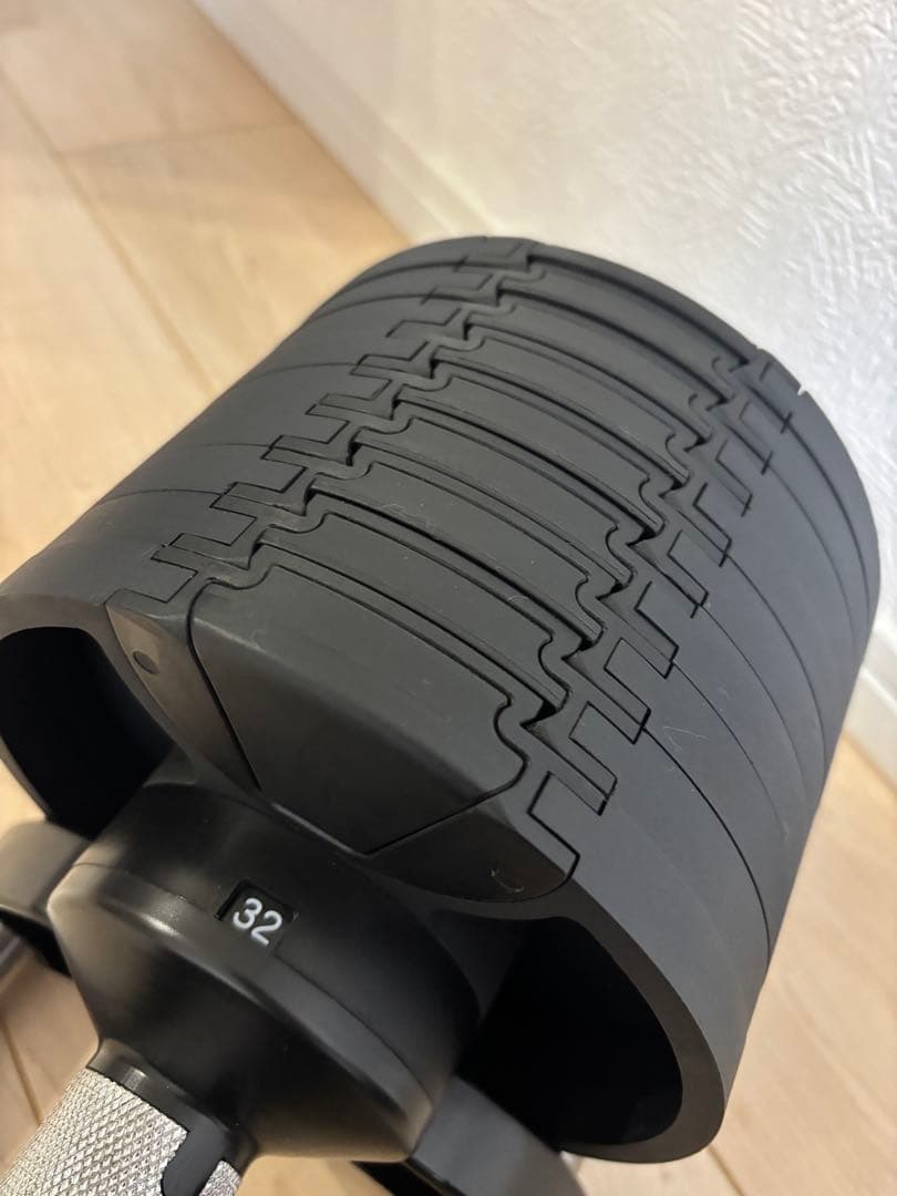 FLEXBELL 32kg 4kg刻みフレックスベル 可変式ダンベル引き取り限定