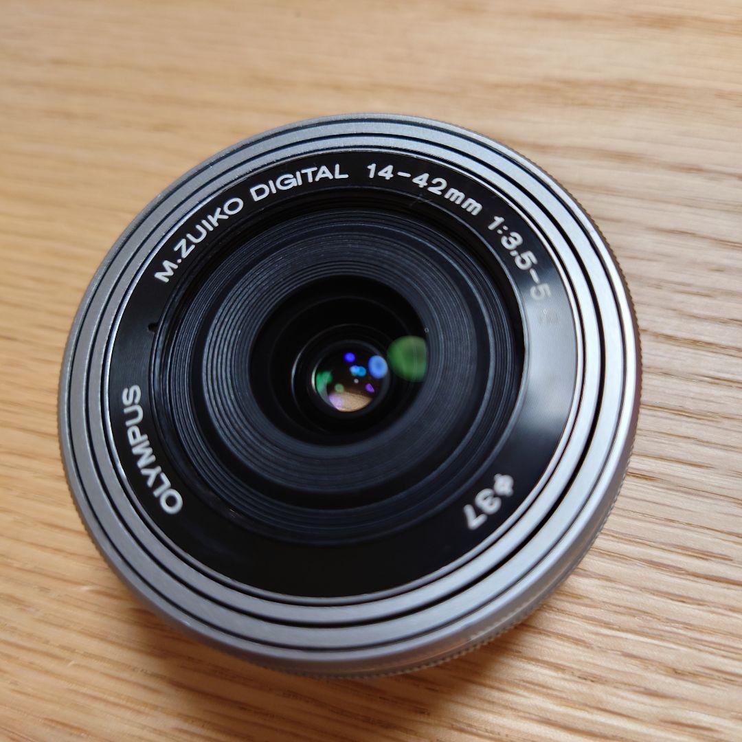 M.ZUIKO DIGITAL 14-42mm EZ　オリンパス　レンズ　①