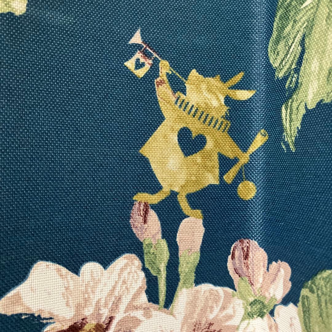 遮光2級　幅133✖️丈229不思議の国のアリス　ドレープカーテン（1窓分　2枚）