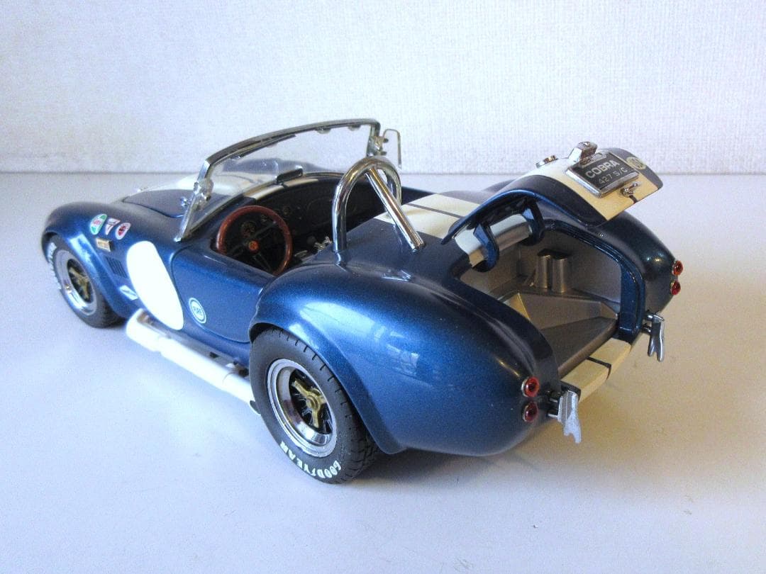 特価 京商 (1/18) コブラ 427S/C②