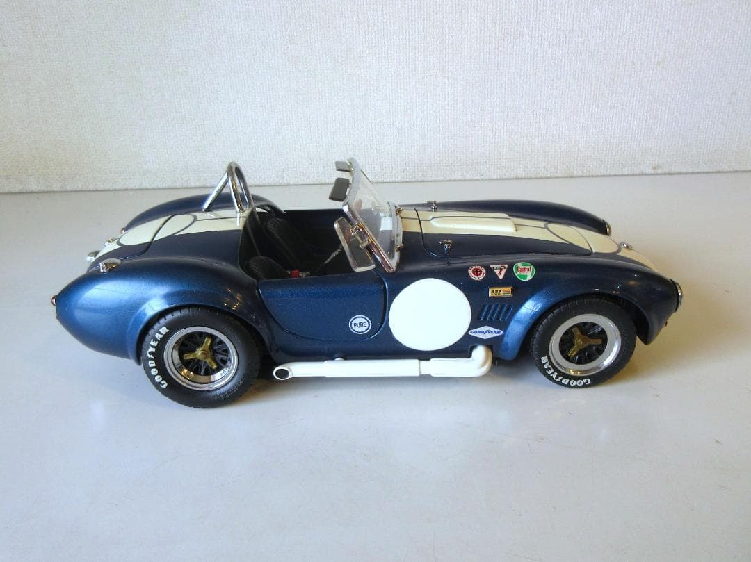 特価 京商 (1/18) コブラ 427S/C②