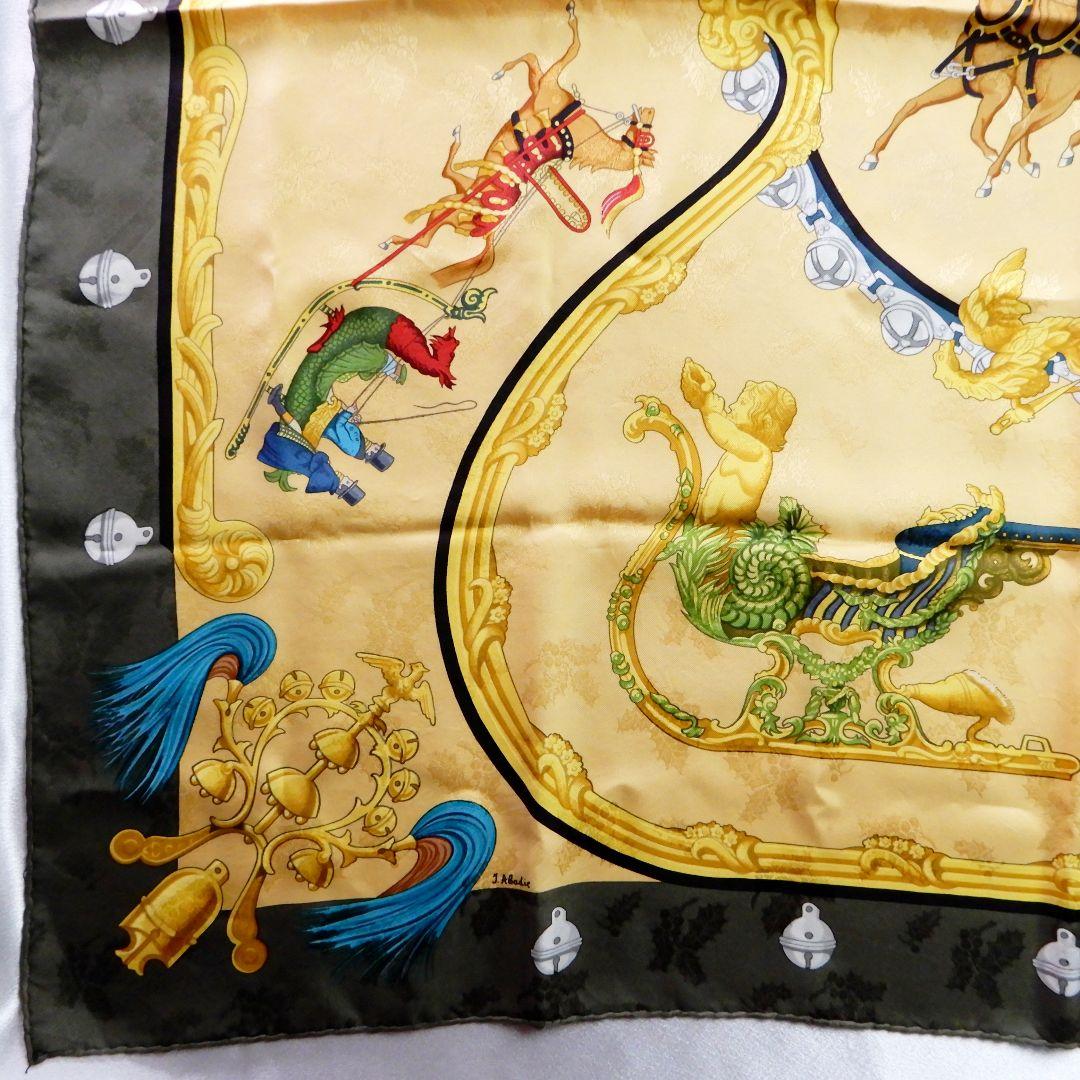 HERMES　カレ90　スカーフPLUMES ET GRELOTS 羽飾りと鈴