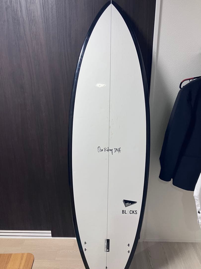 ムラスポTHREE WEATHER BLCKS 6'6 45L フィン付き