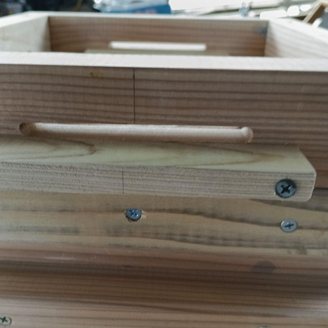 日本蜜蜂の巣箱　02