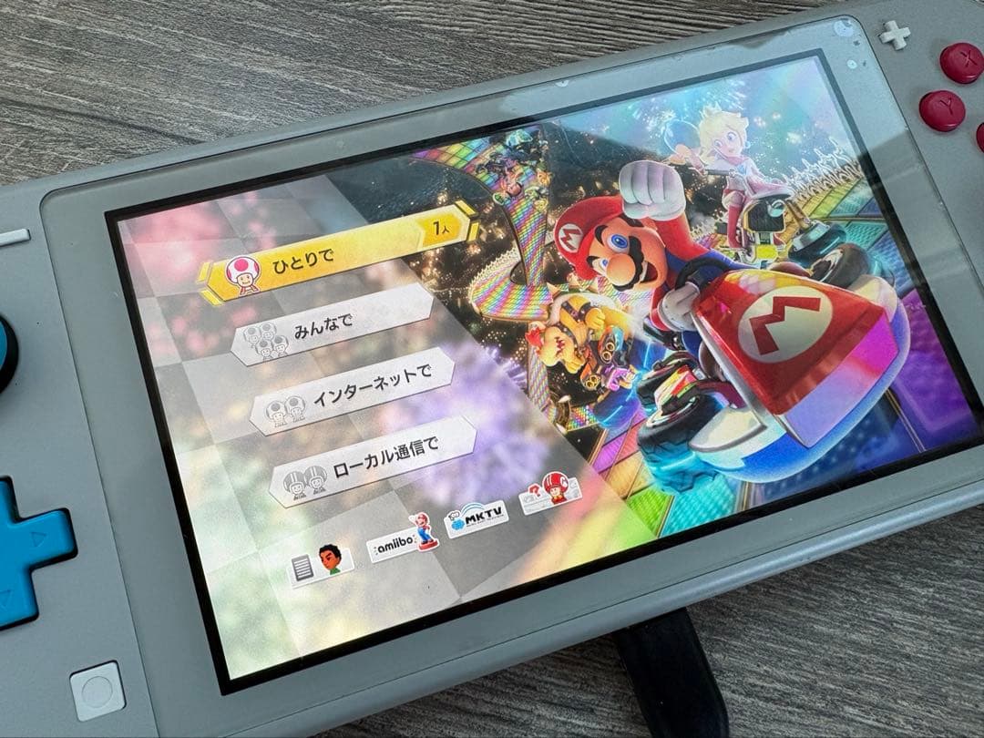 Y*r様 【最終】Nintendo Switch Lite ポケモンソードシール Nintendo