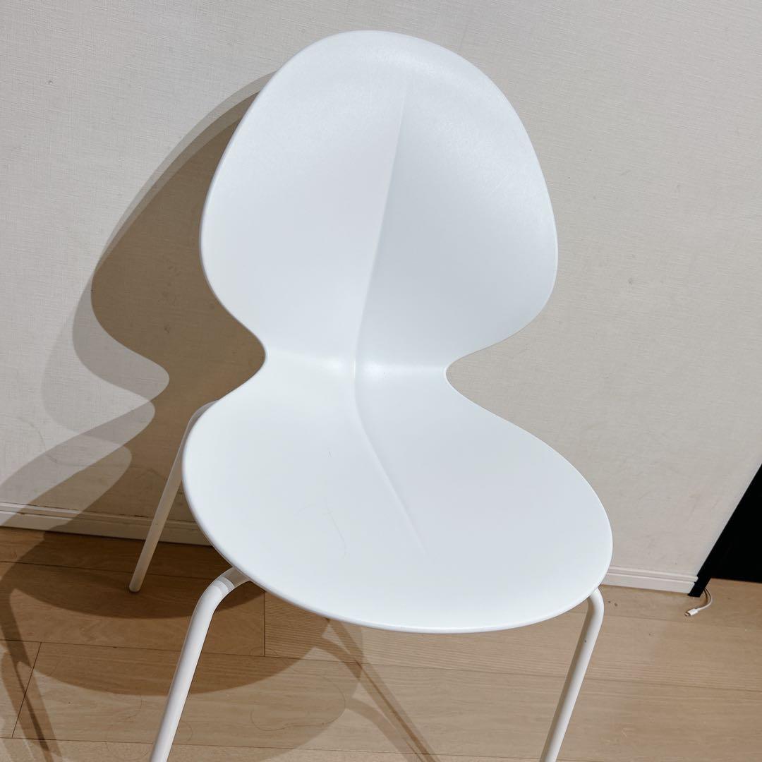 カリガリス　バジルチェア定価26,000円位①