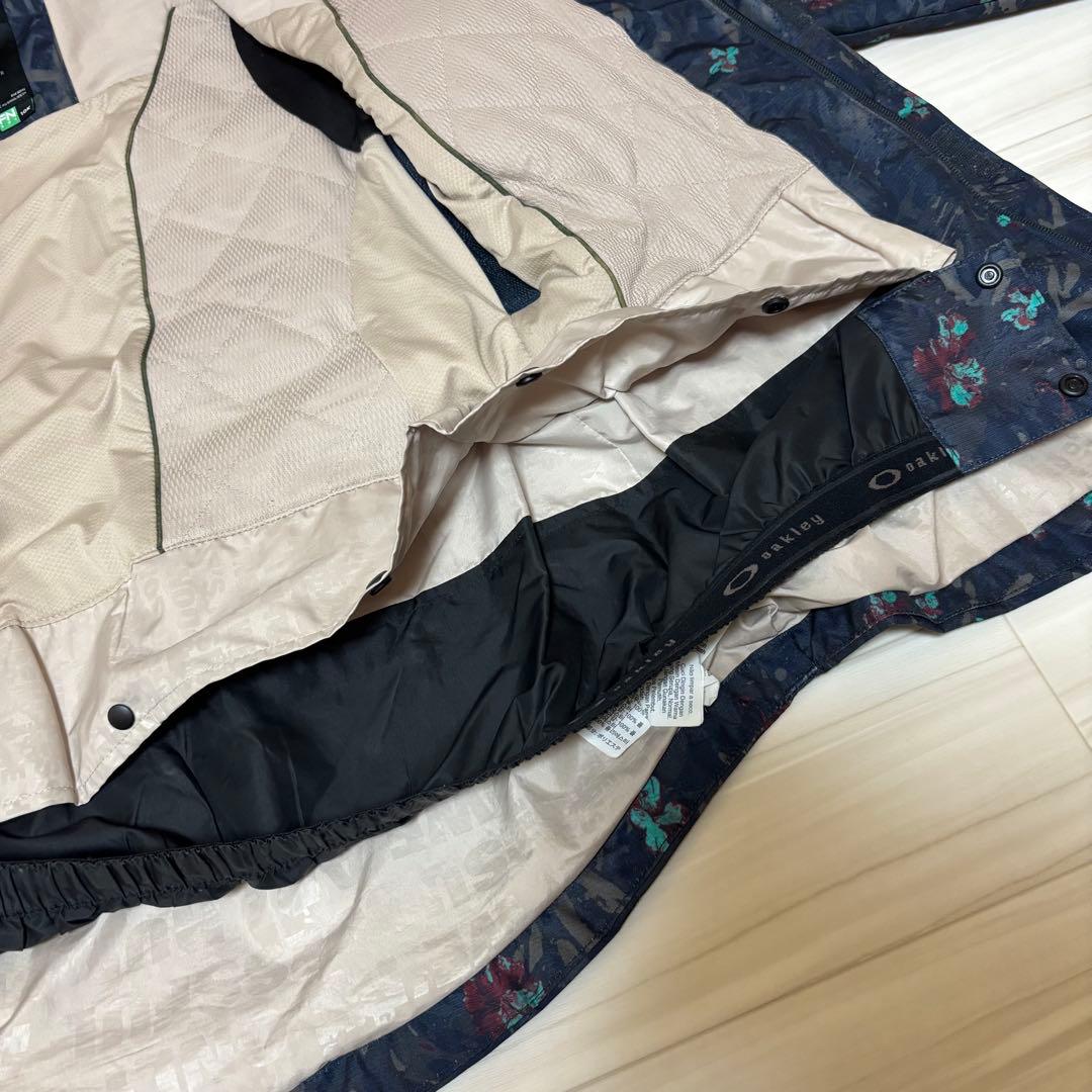 oakley スノーボードウェア　M レディース