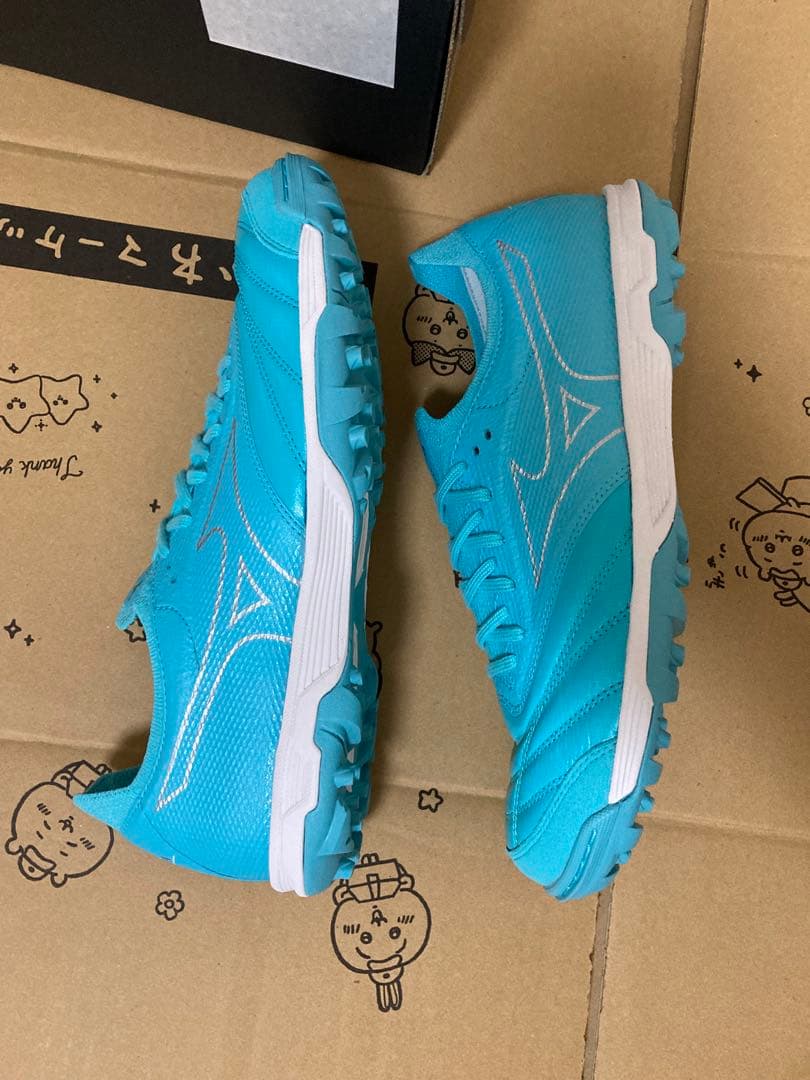 ノ*。様 日本未発売モレリアNEOサラβ JAPAN 25.5 TFフットサル