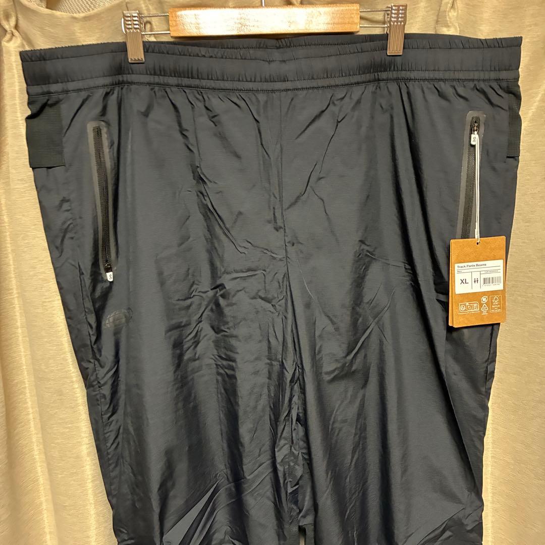 On × BEAMS ナイロン トラックパンツ
