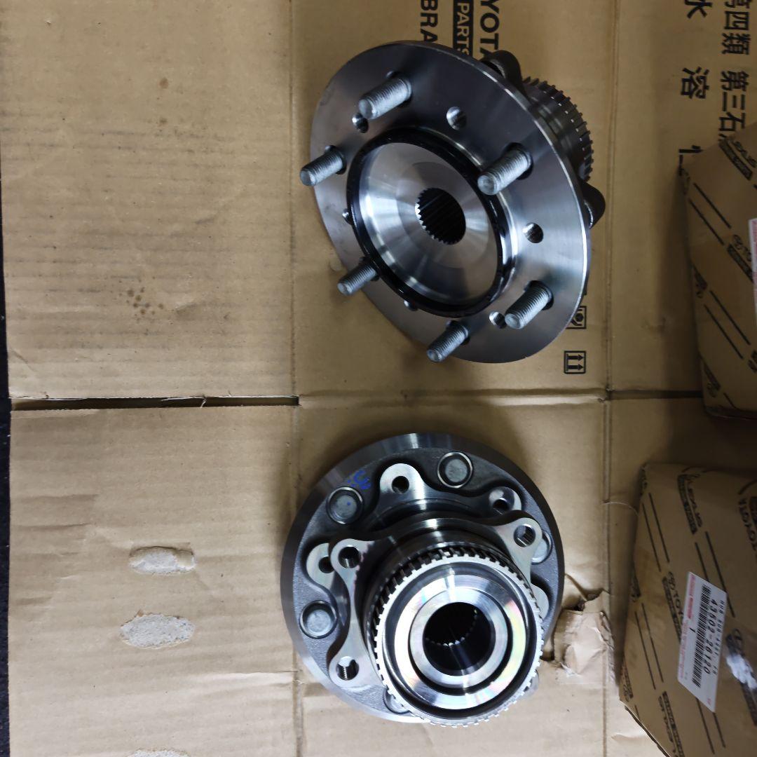 200系ハイエース 4WD用ハブ&ベアリング