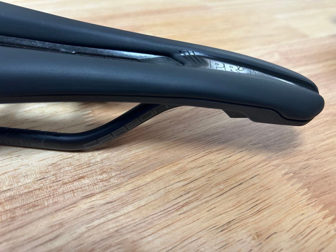 シマノプロ FALCON TEAM SADDLE カーボンレール 174g