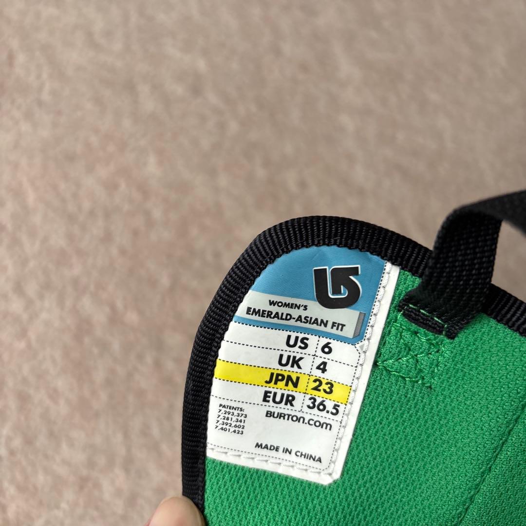 burton スノーボードブーツ 女性用 ブラック/ホワイト/グリーン