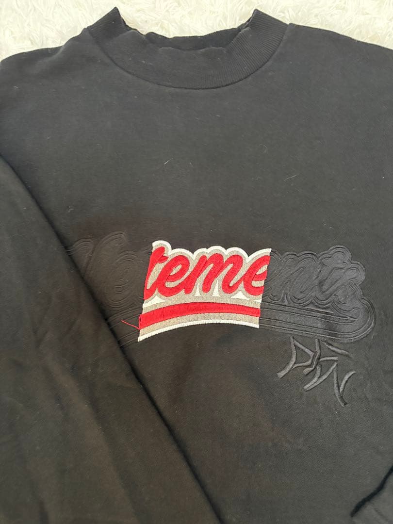 n*様 Vetements 黒 プルオーバー トレーナー