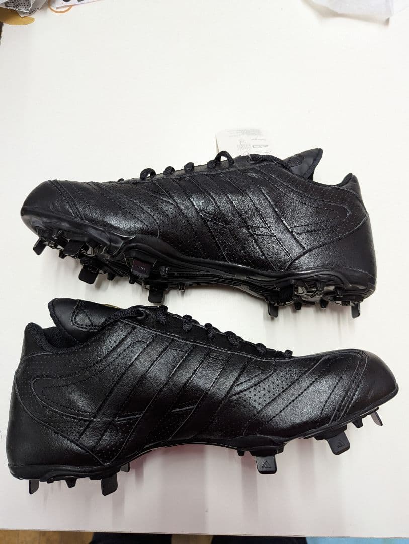 アディダス ベースボールスパイクシューズ