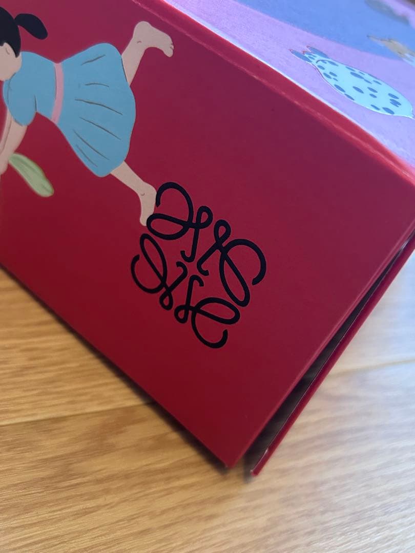 LOEWE 黒 ニット帽