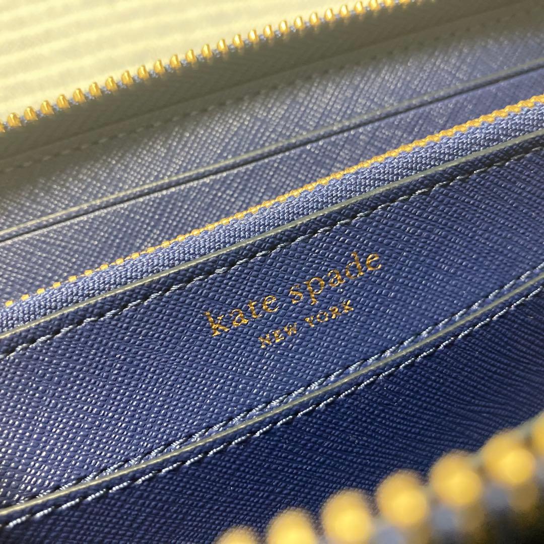 新品❇︎正規品 kate spade スペードフラワー モノグラム コンチネンタル