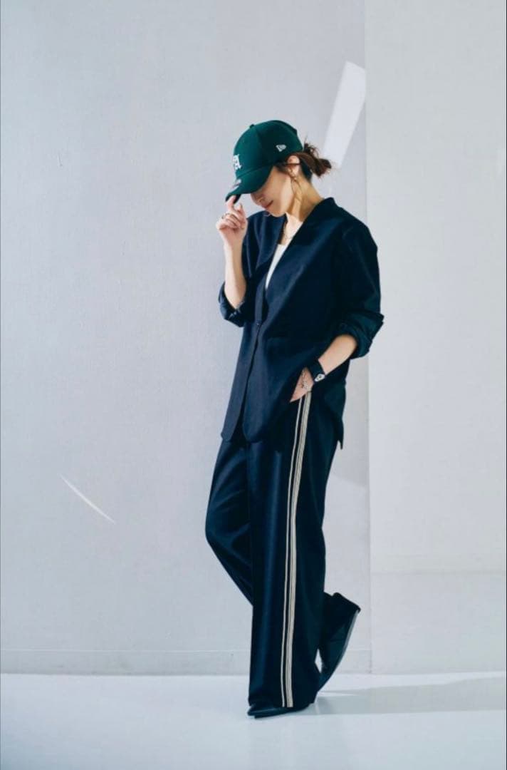 ノーカラージャケットとサイドラインパンツ40 セットアップ