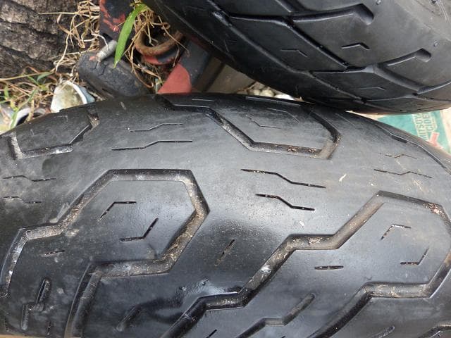 ドラッグスター400 4TR リアホイール タイヤ　ブレーキ