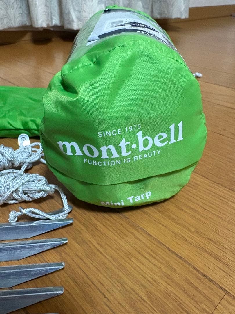 mont-bell ミニタープ グリーン　ポール2本付き美品！