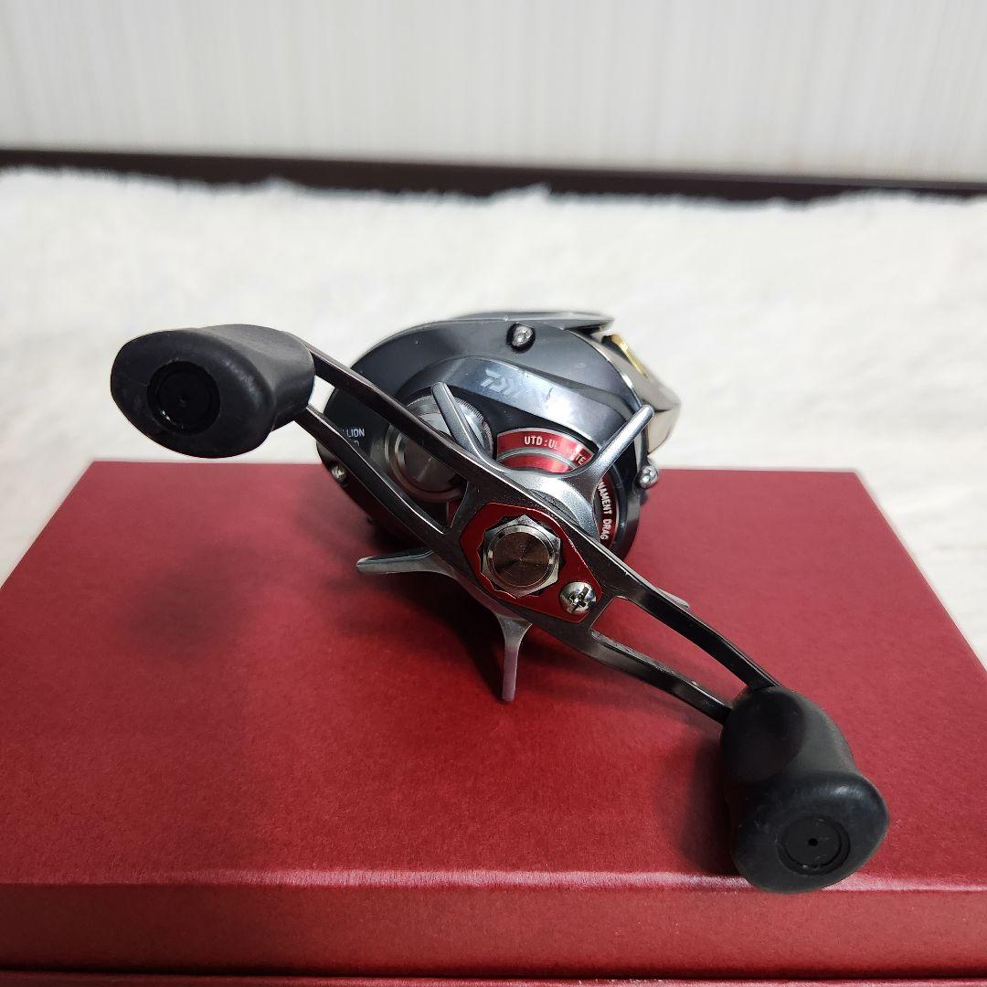 限定生産モデル☆Daiwa ZILLION J Dream 7.9R 右ハンドル