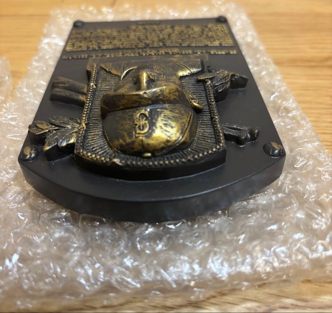 ⭐️期間限定価格⭐️【激レア】イチロー　記念プラーク 殿堂入り盾➕toppsカード