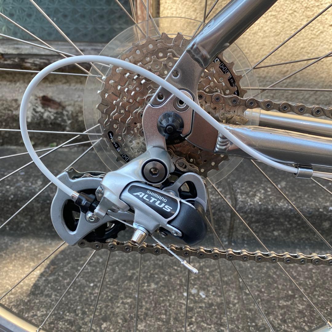 ライトウェイ　ritewatシルバー クロスバイク シマノALTUS搭載