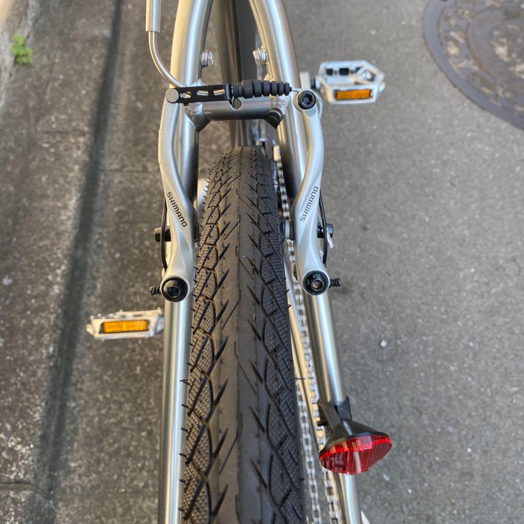 ライトウェイ　ritewatシルバー クロスバイク シマノALTUS搭載