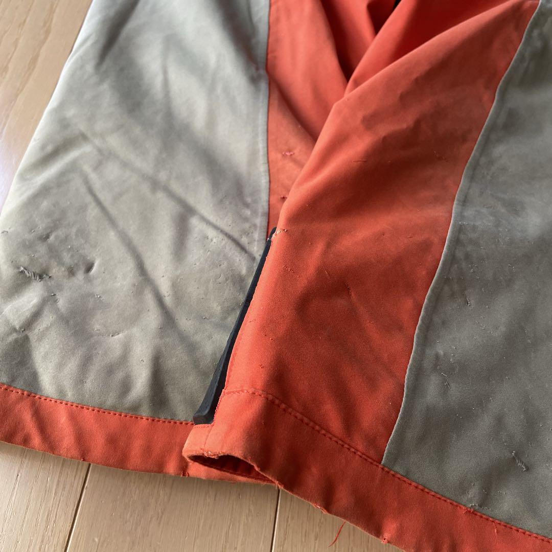 デサント DESCENTE スキーウェア 上下セット デモチーム　中古　サイズM